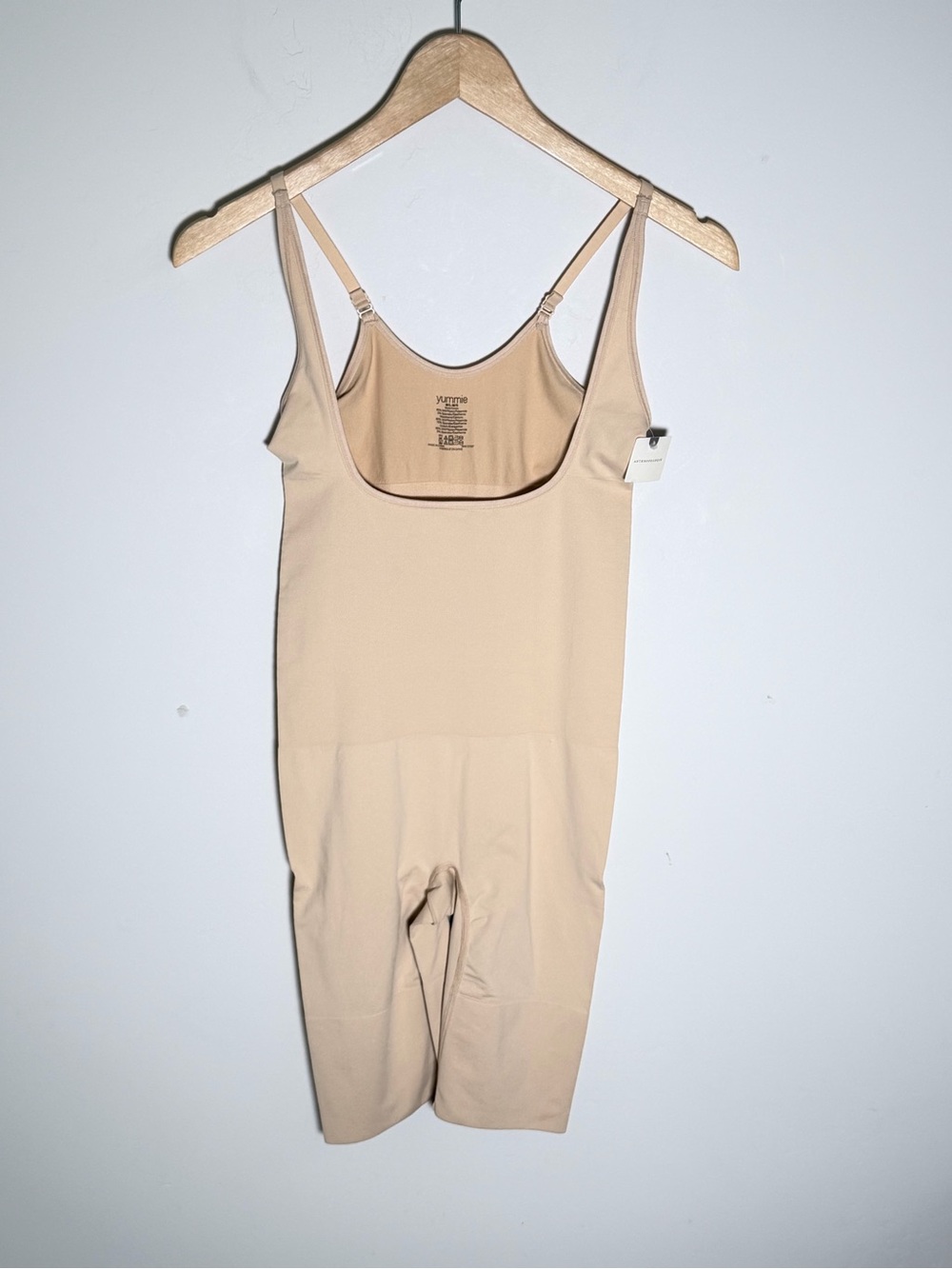 Anthropologie Yummie Light Nude Shaping Bodysuit with Adjustable Straps M / L